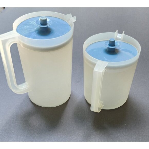 (2) Vintage TUPPERWARE Pitchers #1575 & #1676 Frosted w/ Push Button Tops - Picture 1 of 11